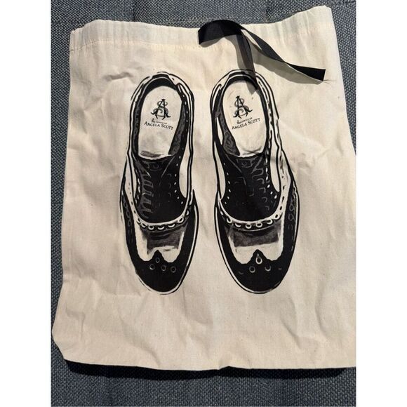 The Office of Angela Scott dust bag Mr Doubt pattern excellent condition - Picture 1 of 3